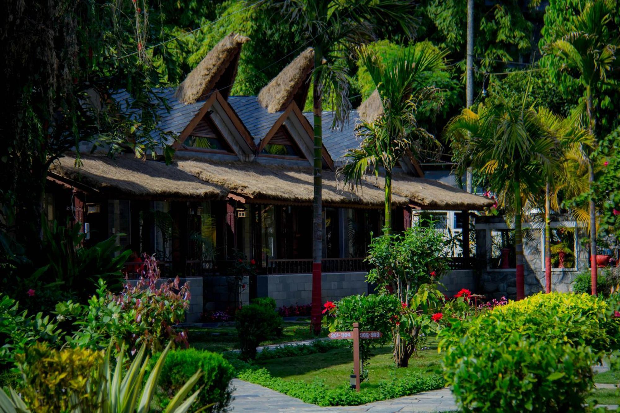 Lake View Resort Pokhara Luaran gambar
