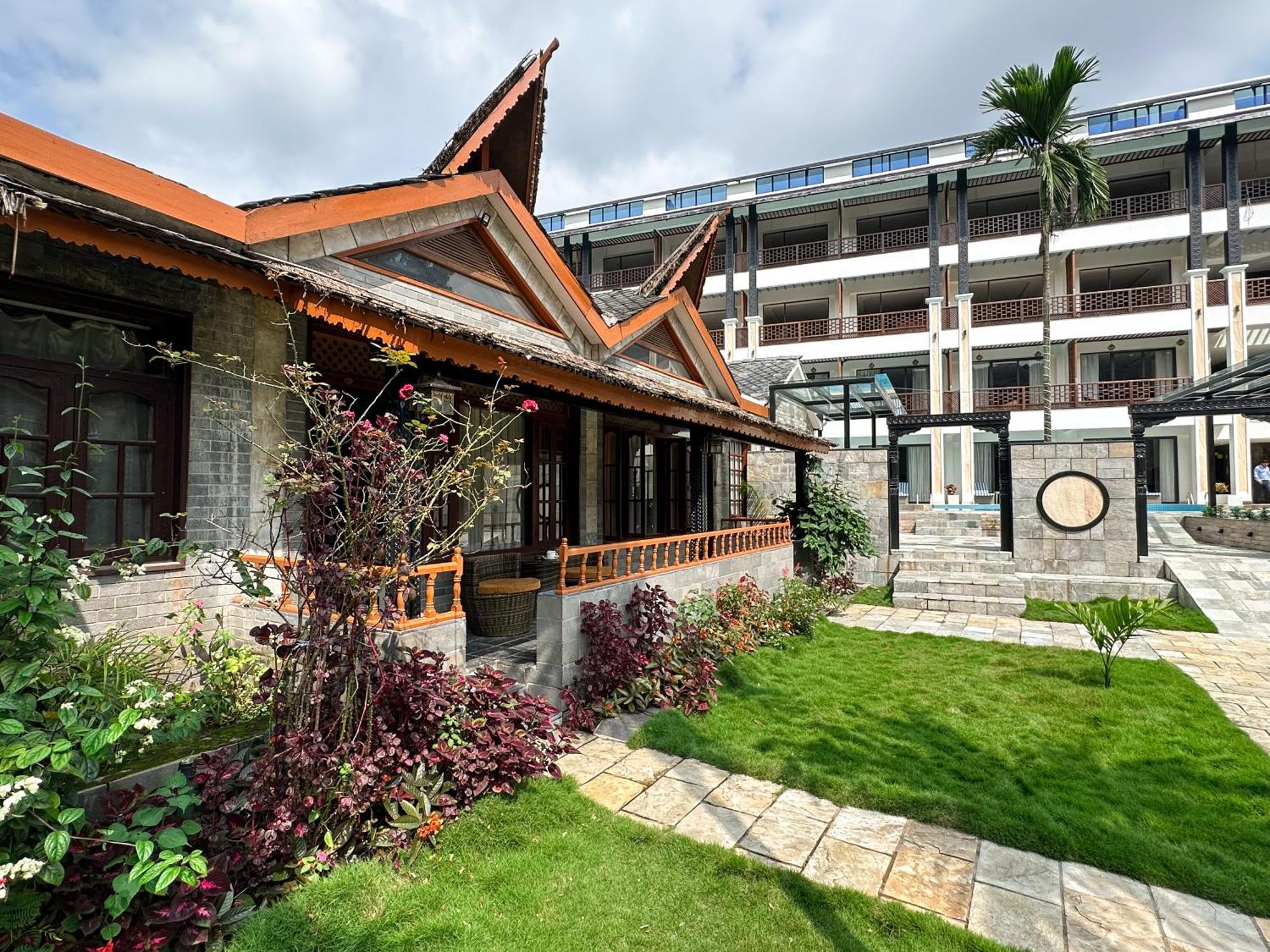 Lake View Resort Pokhara Luaran gambar