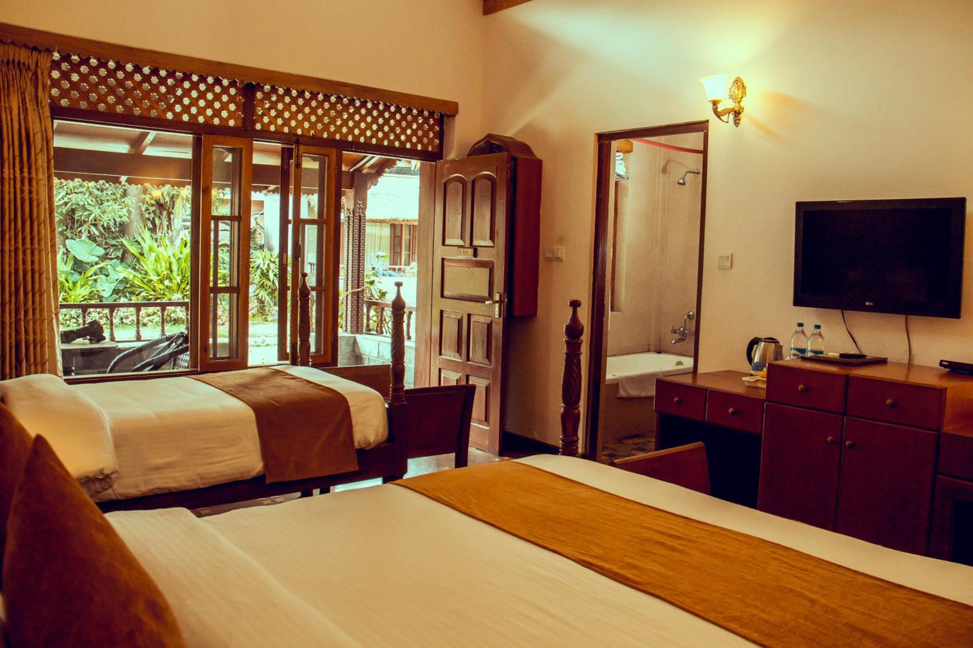 Lake View Resort Pokhara Luaran gambar