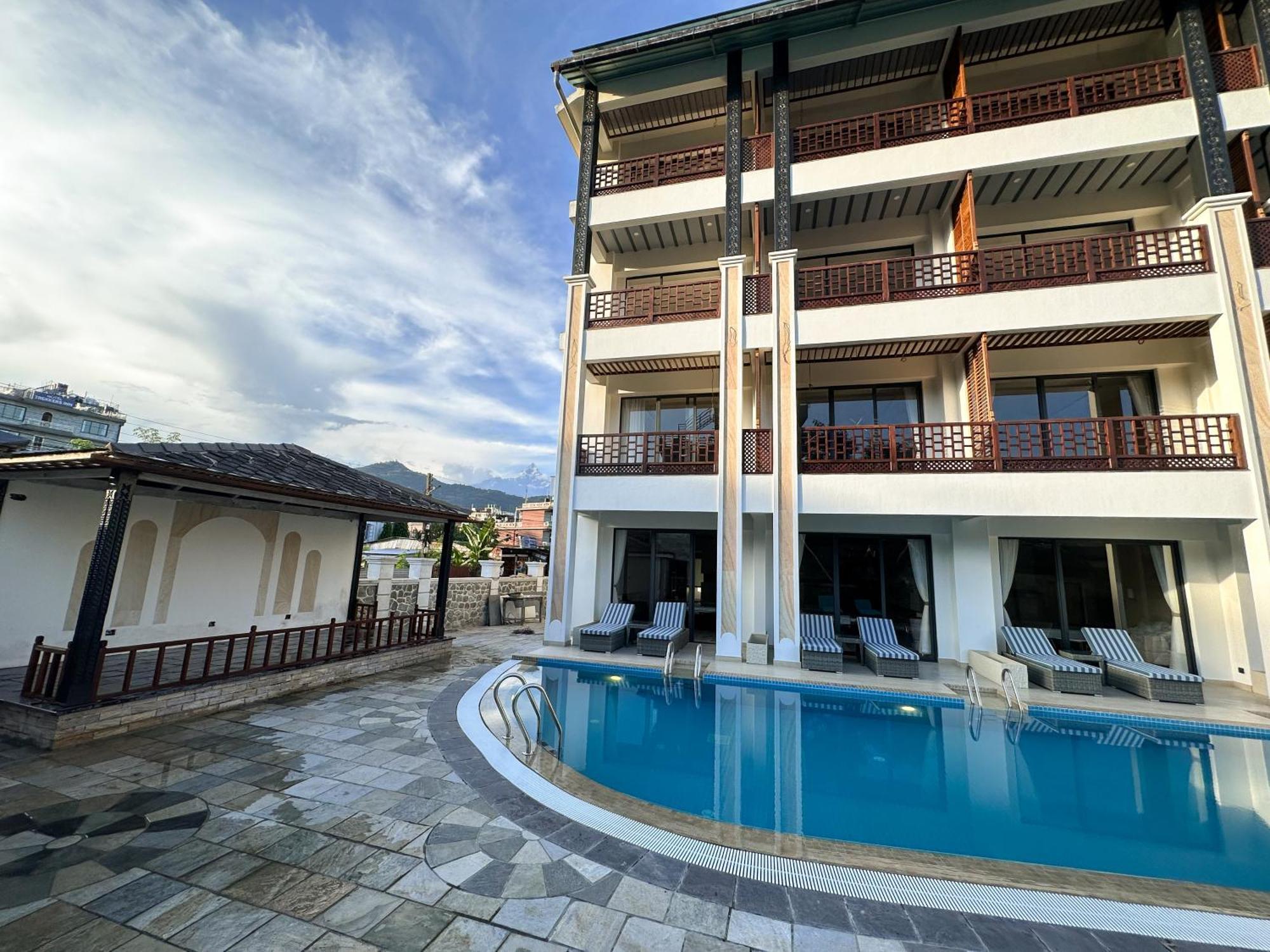 Lake View Resort Pokhara Luaran gambar