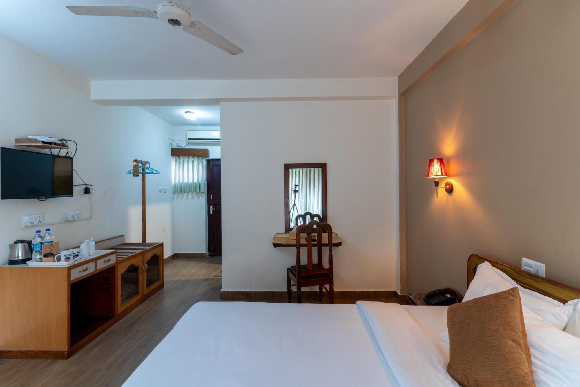 Lake View Resort Pokhara Luaran gambar